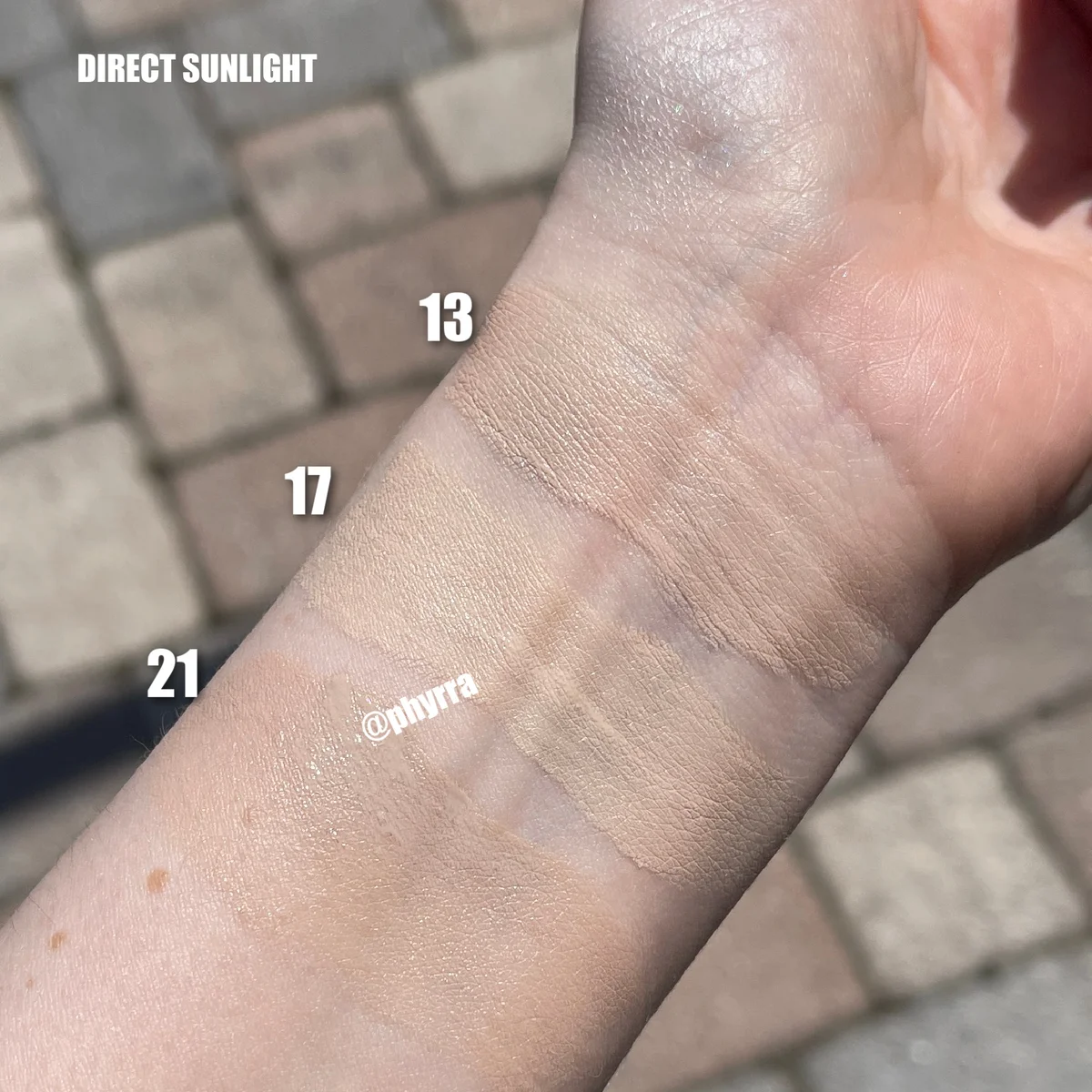 Lisa Eldridge Seamless Skin Foundation glass bottle product photo